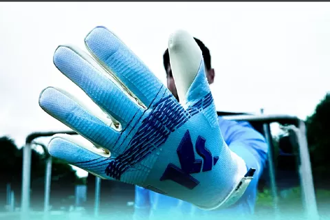 Keepersport golmanske rukavice Varan8 Champ NC
